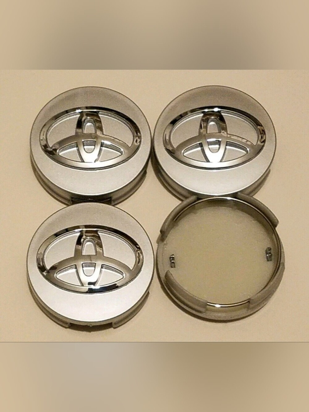 New 4 62mm Toyota WHEEL RIM CENTER CAPS LOGO BLACK and CHROME Or Silver